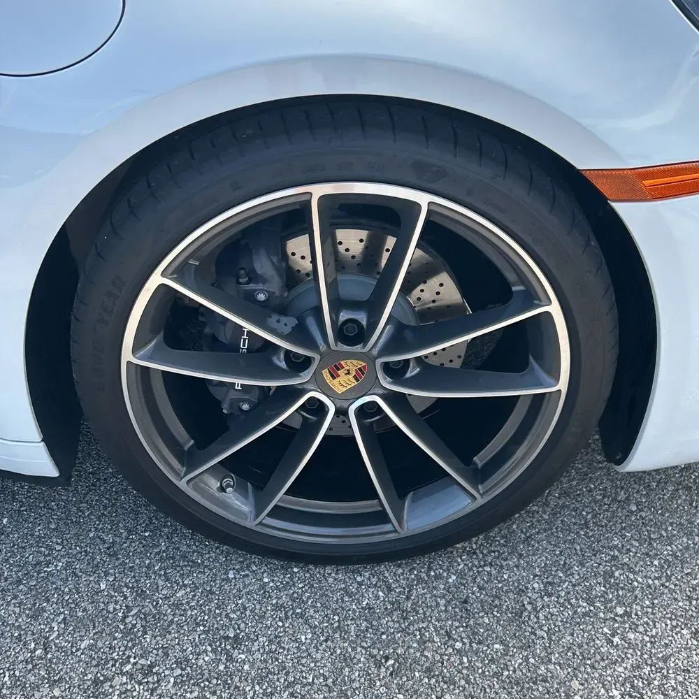 2023 Porsche 911 Carrera