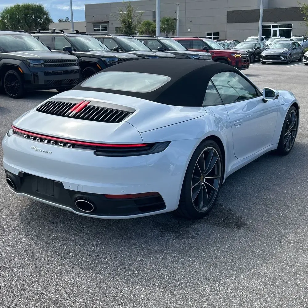 2023 Porsche 911 Carrera