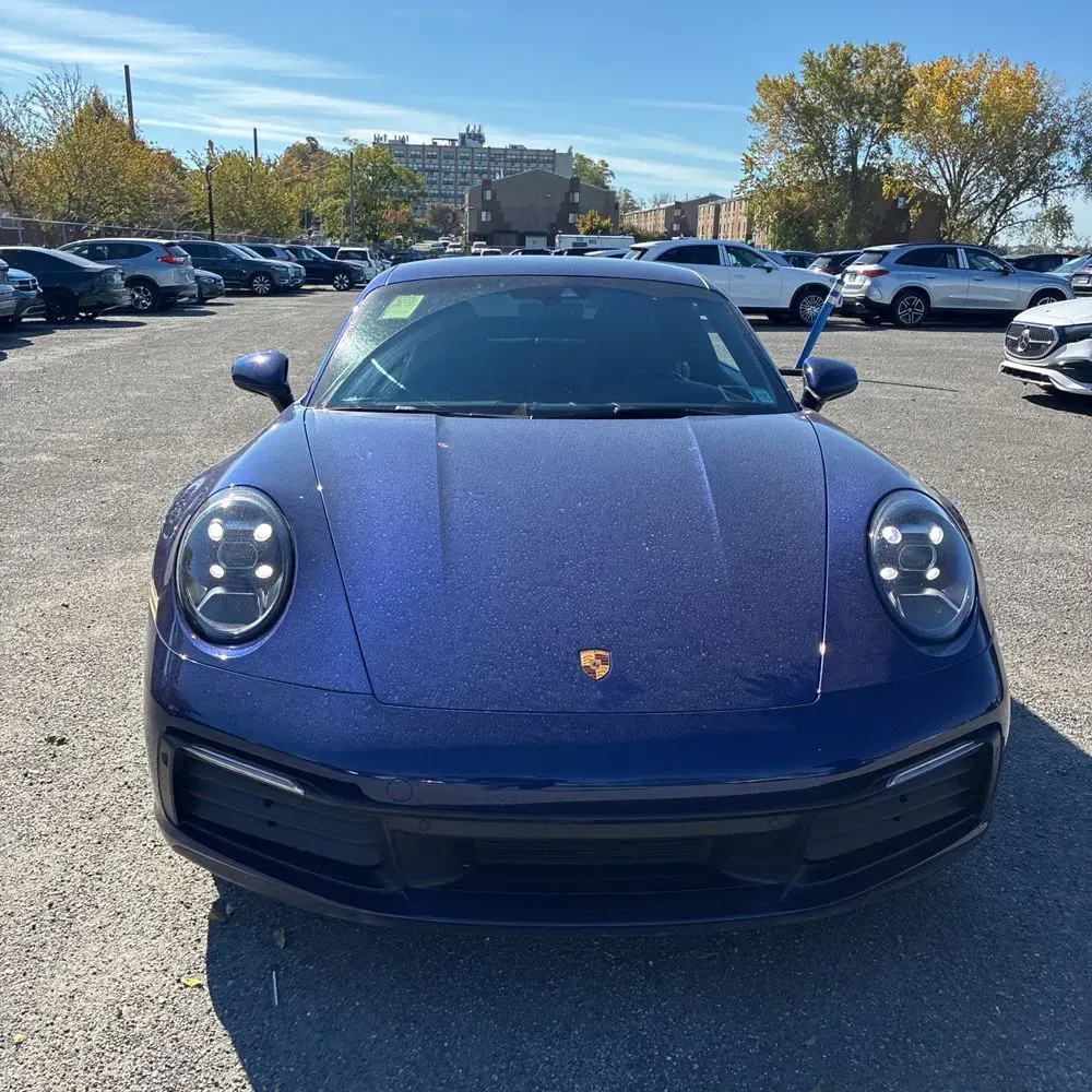 2020 Porsche 911 Carrera