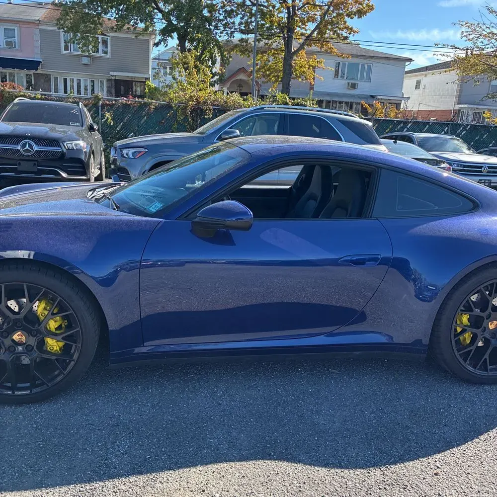 2020 Porsche 911 Carrera