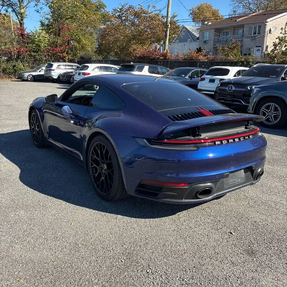 2020 Porsche 911 Carrera