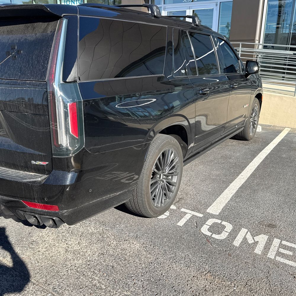 2024 Cadillac Escalade-V ESV Base