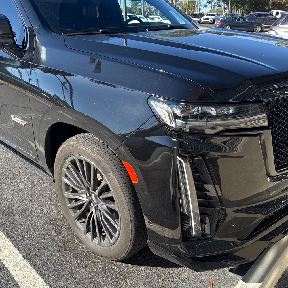 2024 Cadillac Escalade-V ESV Base