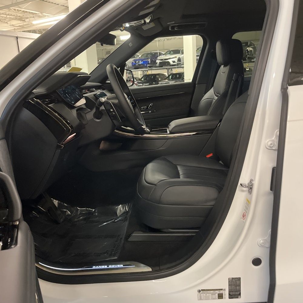 2025 Land Rover Range Rover Sport P530 Dynamic SE
