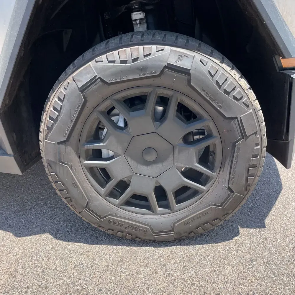 2024 Tesla Cybertruck Base