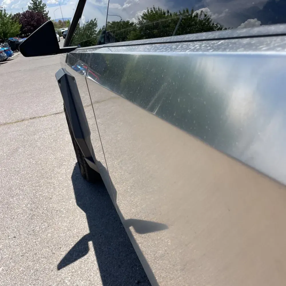 2024 Tesla Cybertruck Base
