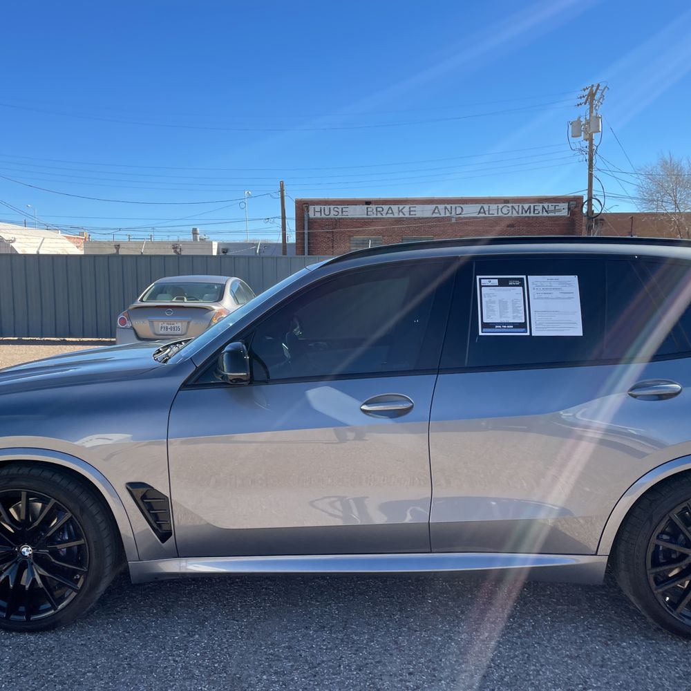2025 BMW X5 M60i