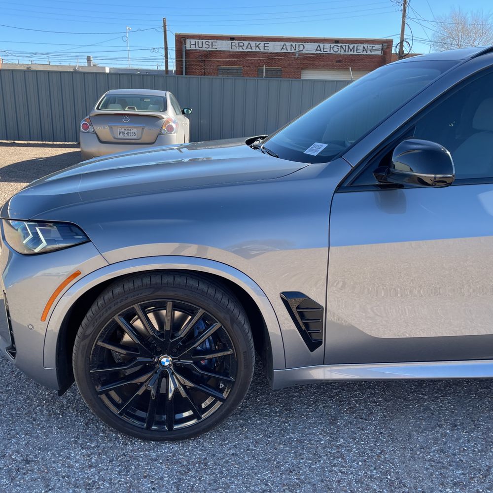 2025 BMW X5 M60i