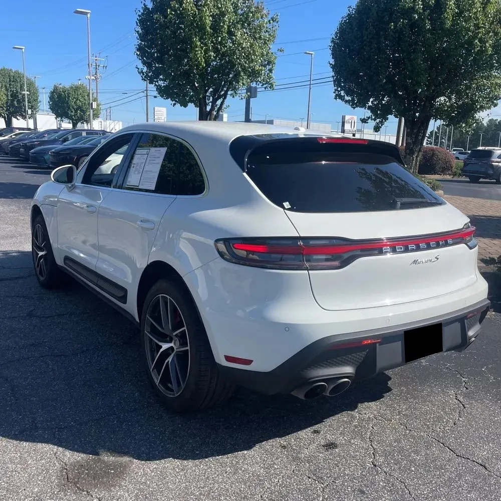 2022 Porsche Macan S