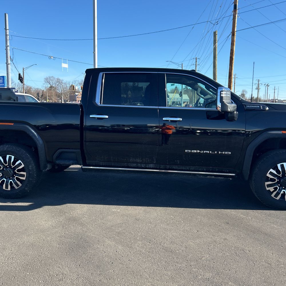 2024 GMC Sierra 3500HD Denali Ultimate