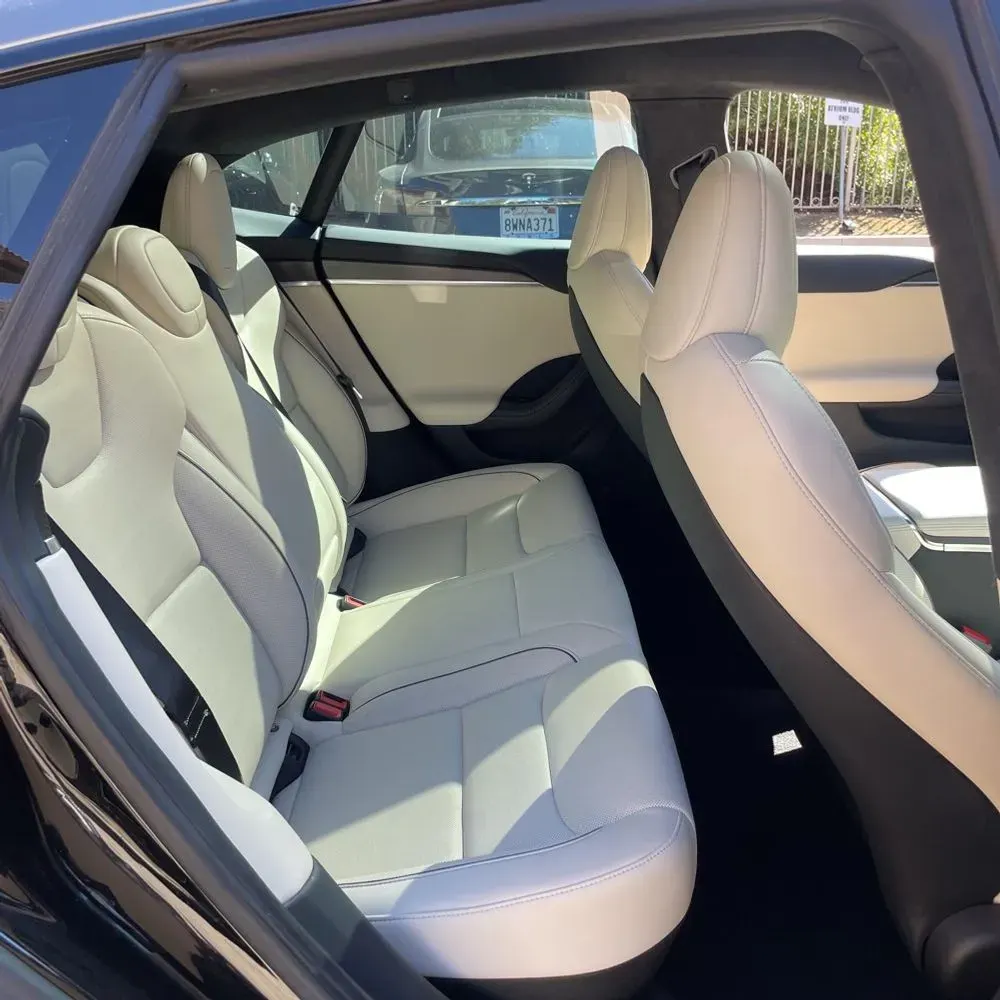 2023 Tesla Model S Plaid