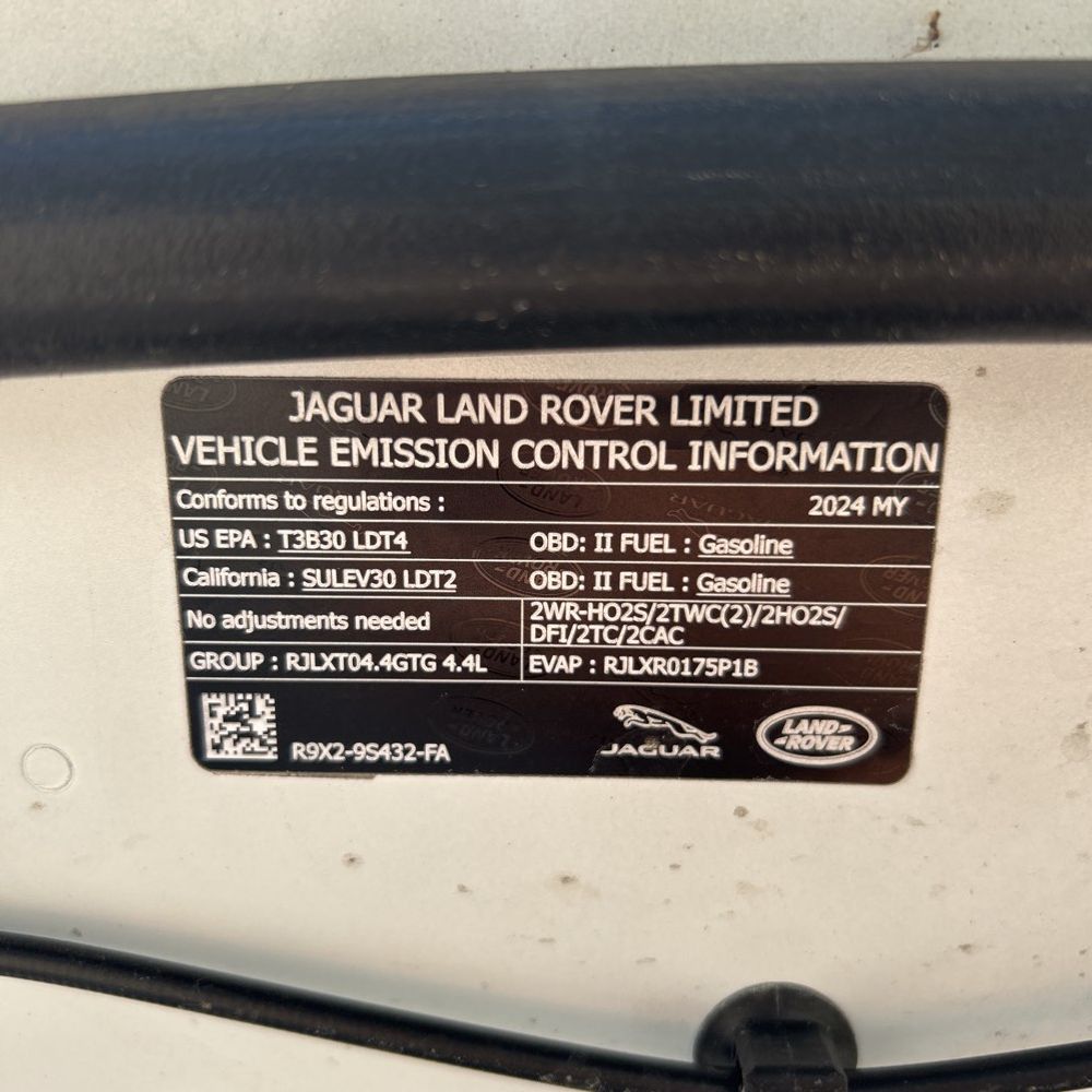 2024 Land Rover Range Rover P530 SE