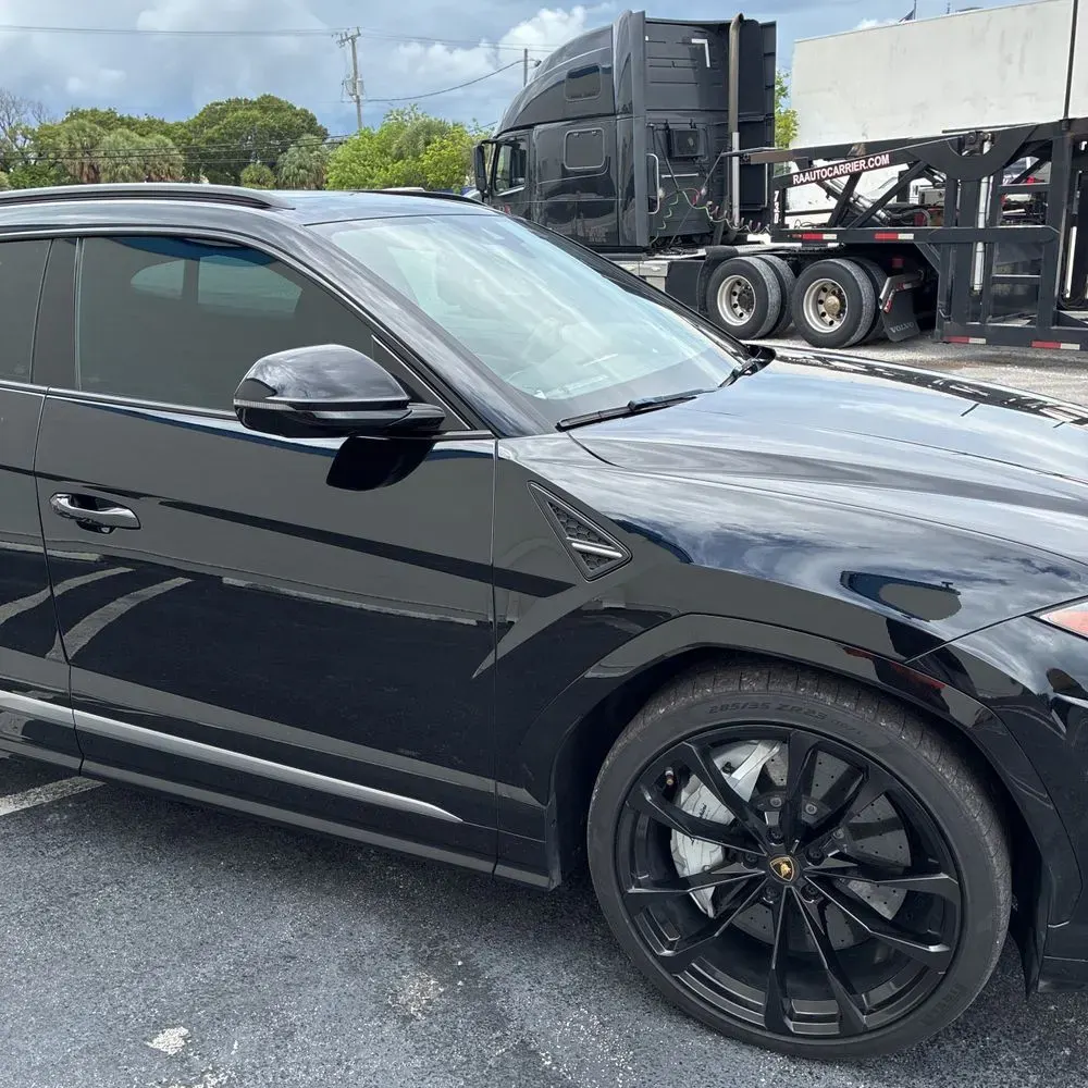 2020 Lamborghini Urus Base