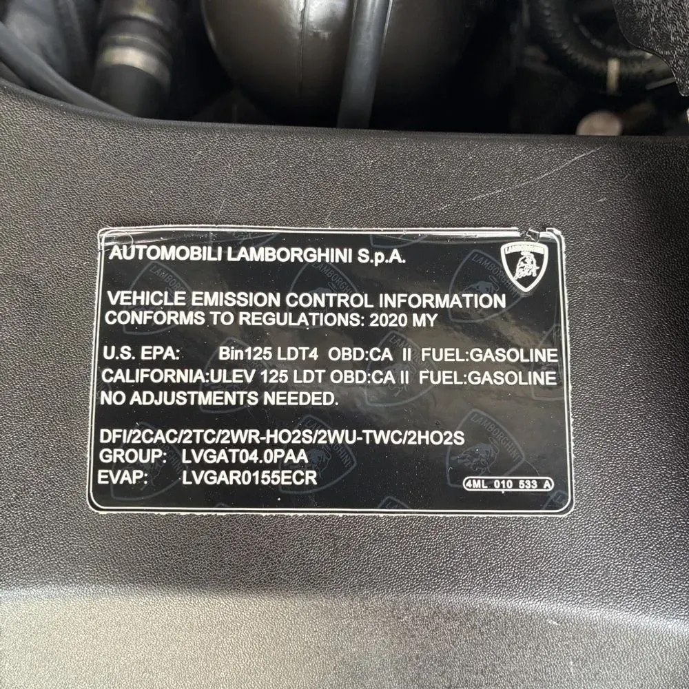 2020 Lamborghini Urus Base
