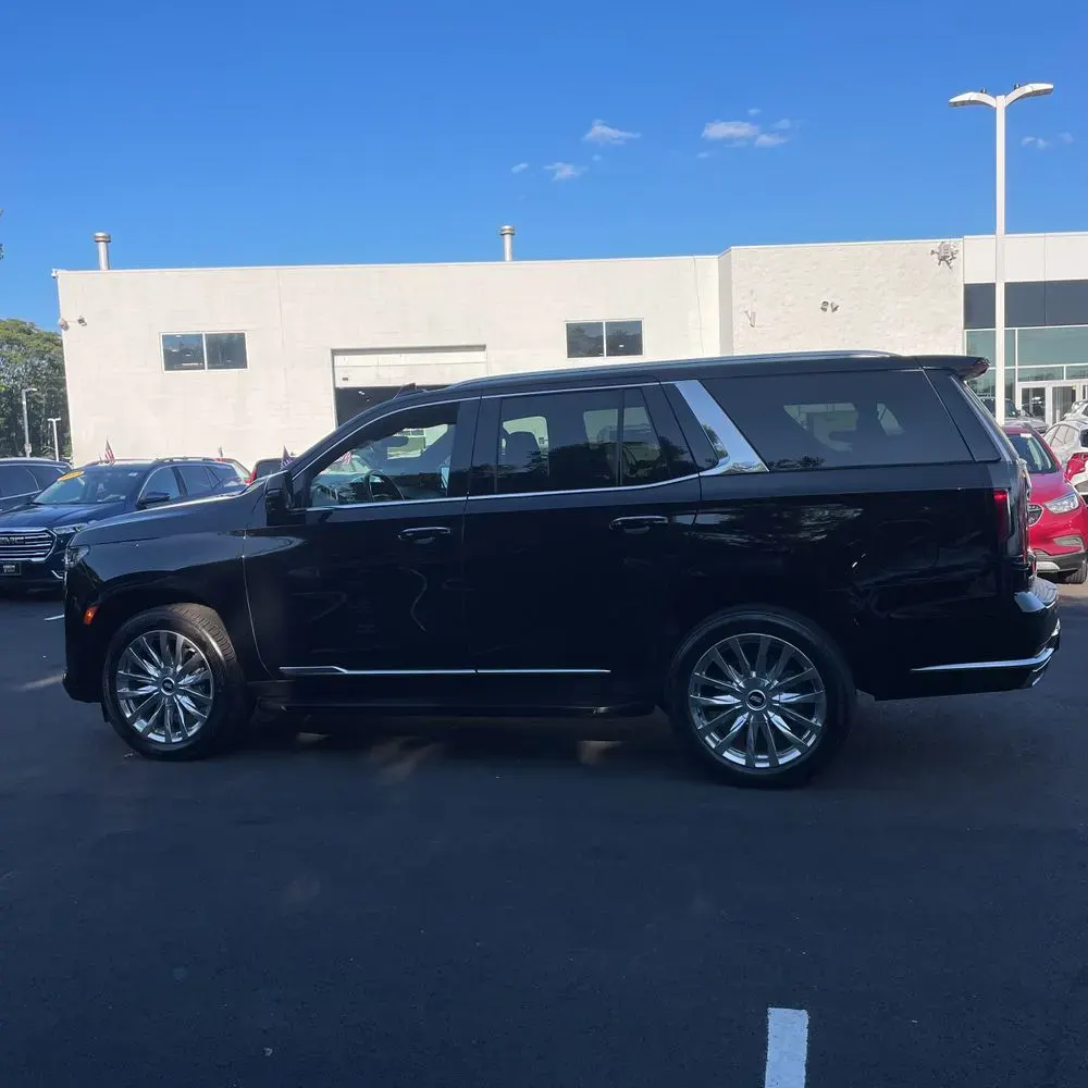 2023 Cadillac Escalade Premium Luxury