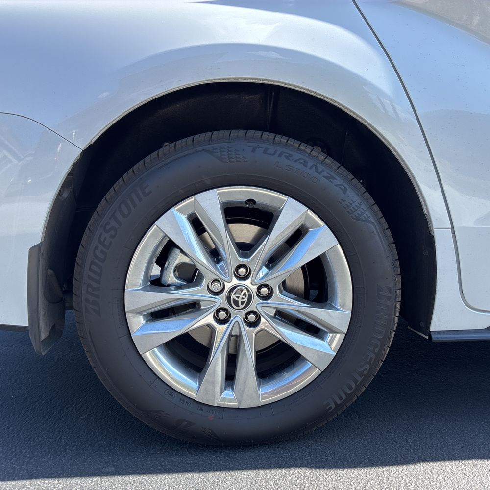 2026 Toyota Sienna Limited 7-Passenger