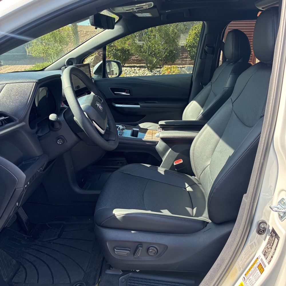 2026 Toyota Sienna Limited 7-Passenger
