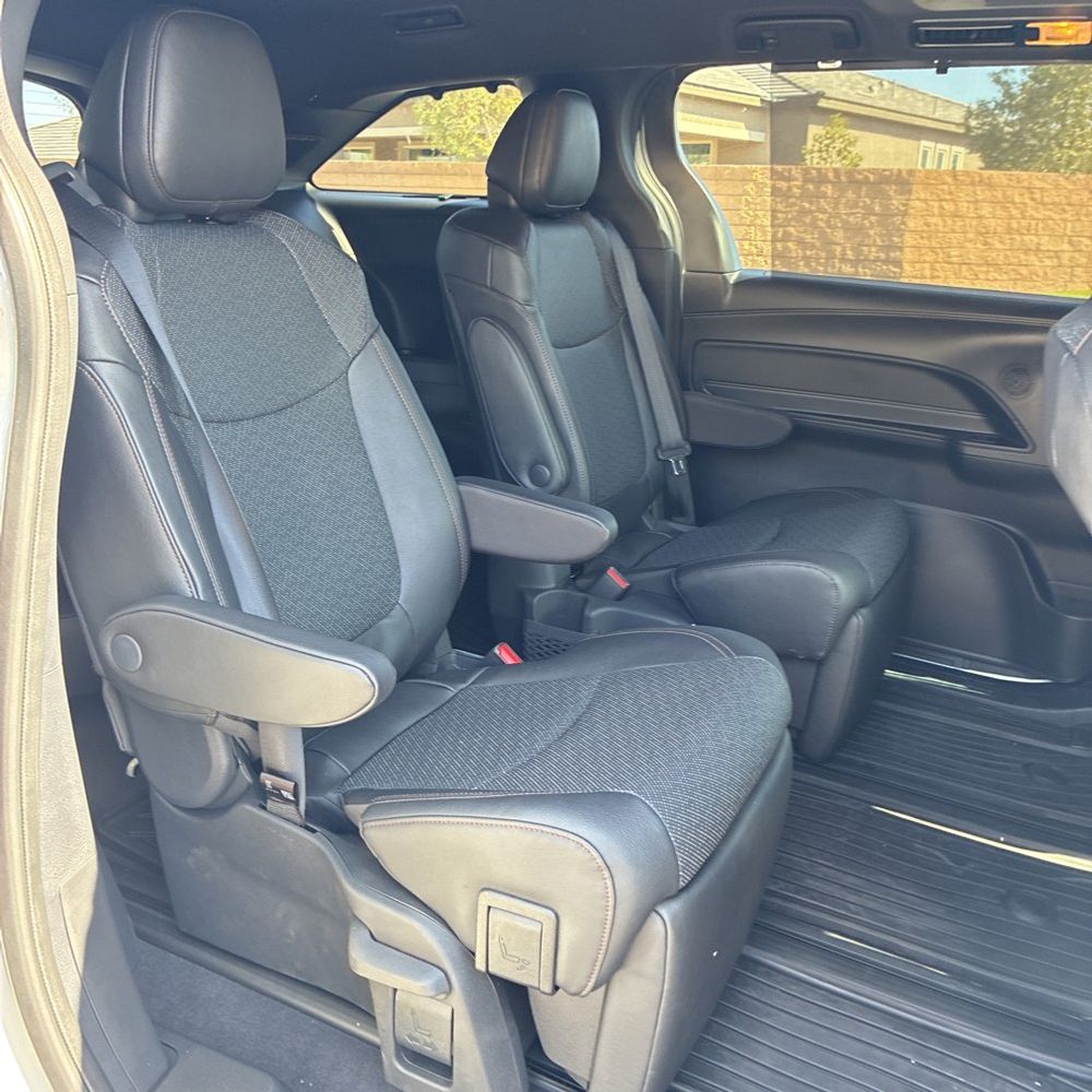 2026 Toyota Sienna Limited 7-Passenger
