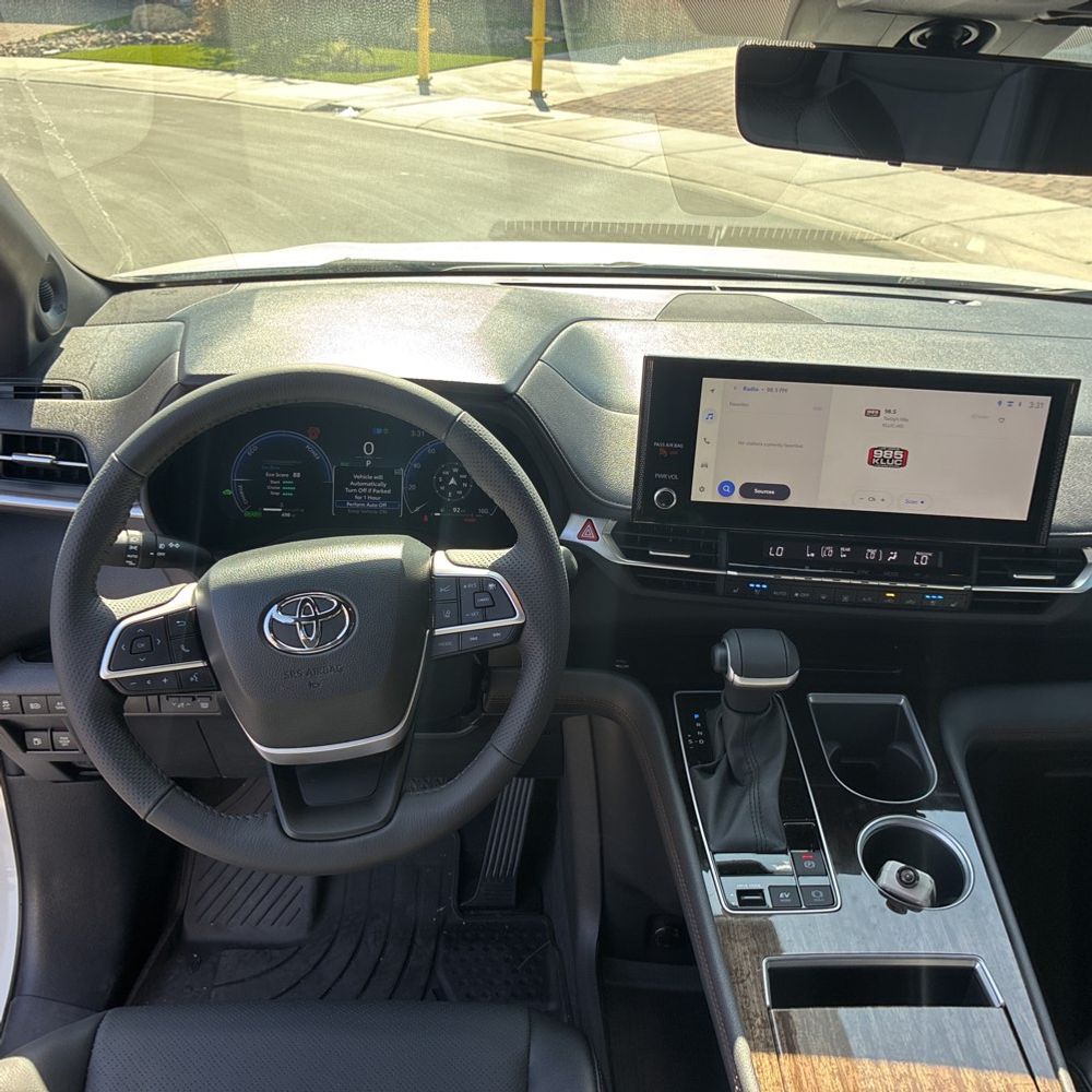 2026 Toyota Sienna Limited 7-Passenger