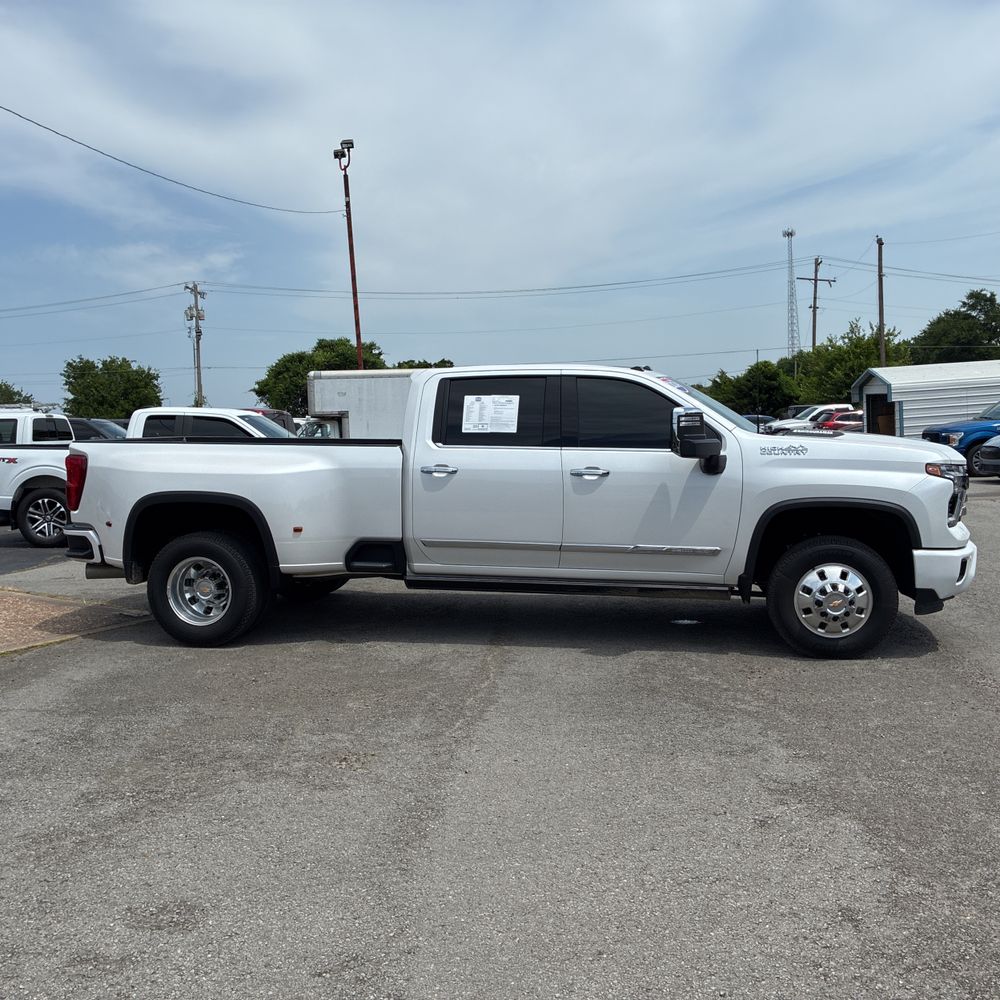 2024 Chevrolet Silverado 3500HD High Country