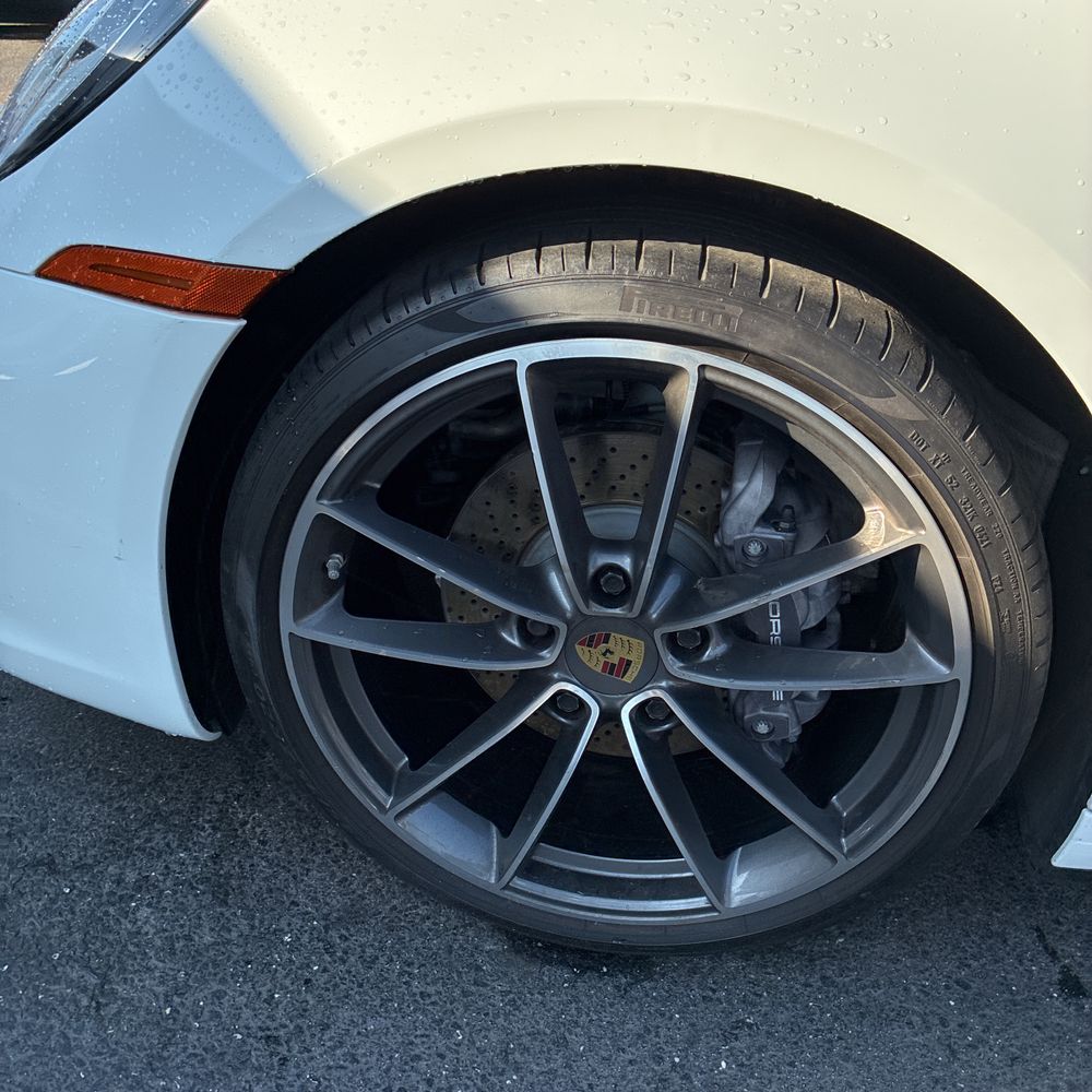 2021 Porsche 911 Carrera