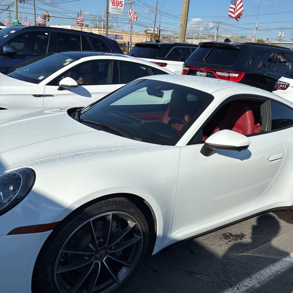 2021 Porsche 911 Carrera