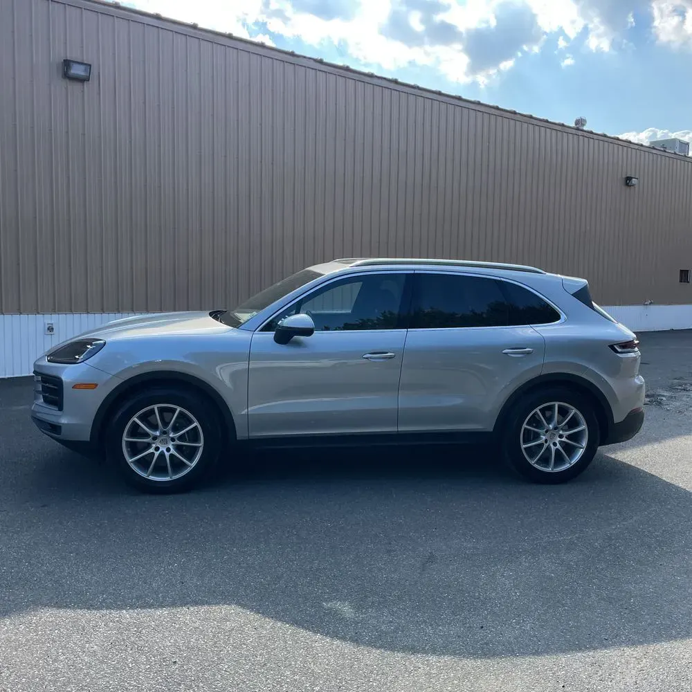 2024 Porsche Cayenne Base