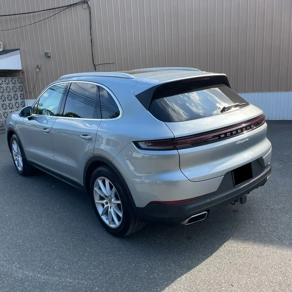 2024 Porsche Cayenne Base