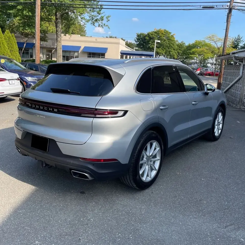 2024 Porsche Cayenne Base