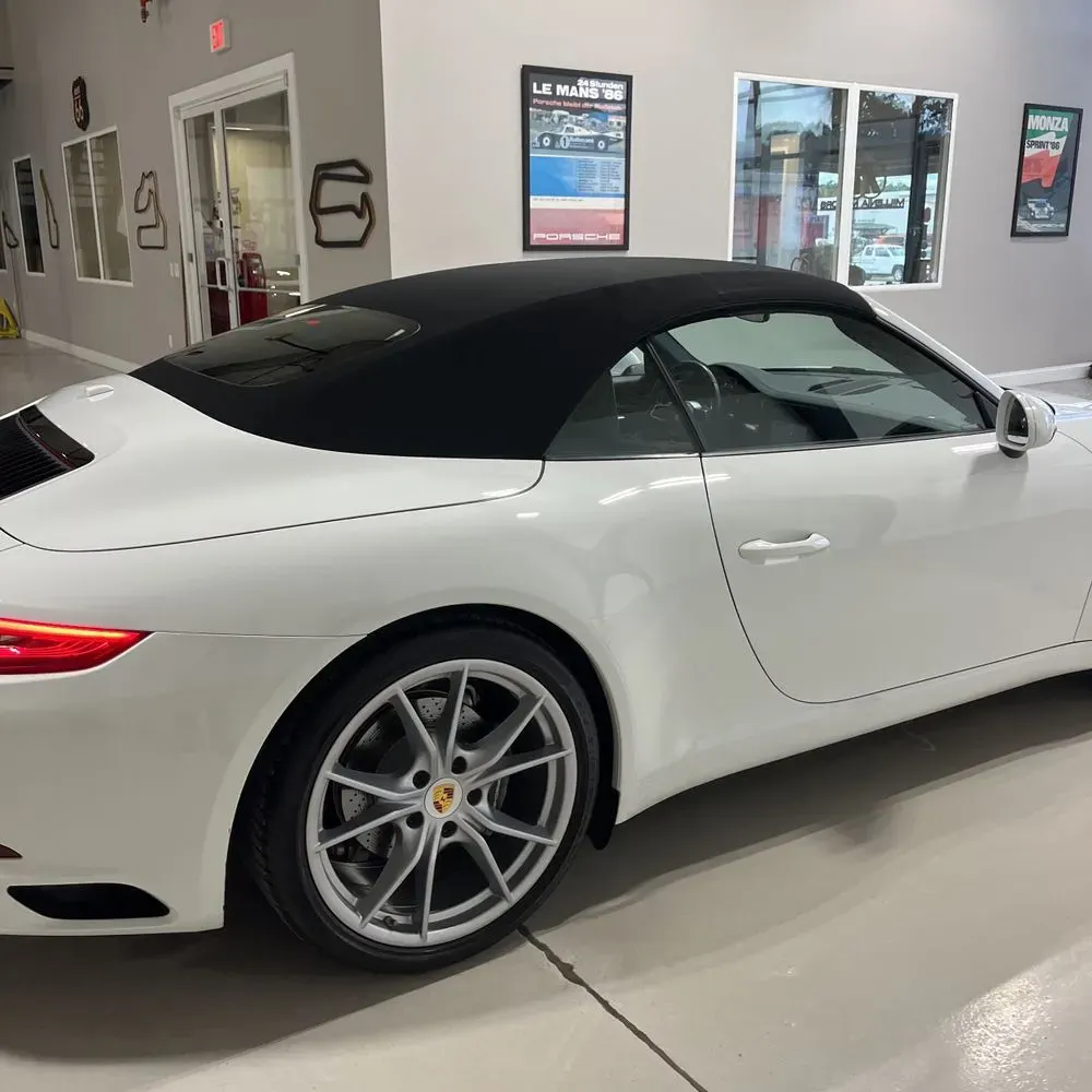 2018 Porsche 911 Carrera