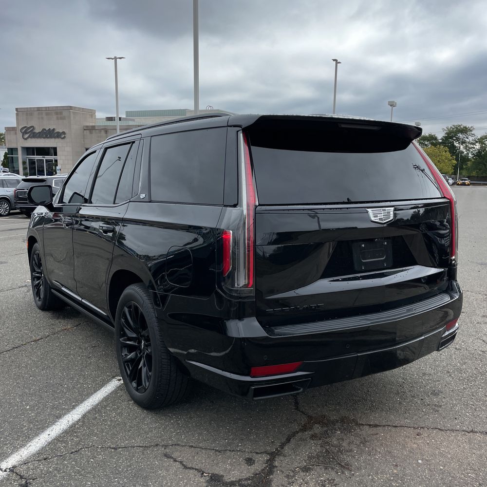 2022 Cadillac Escalade Sport Platinum