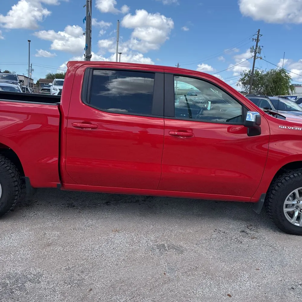 2025 Chevrolet Silverado 1500 LT