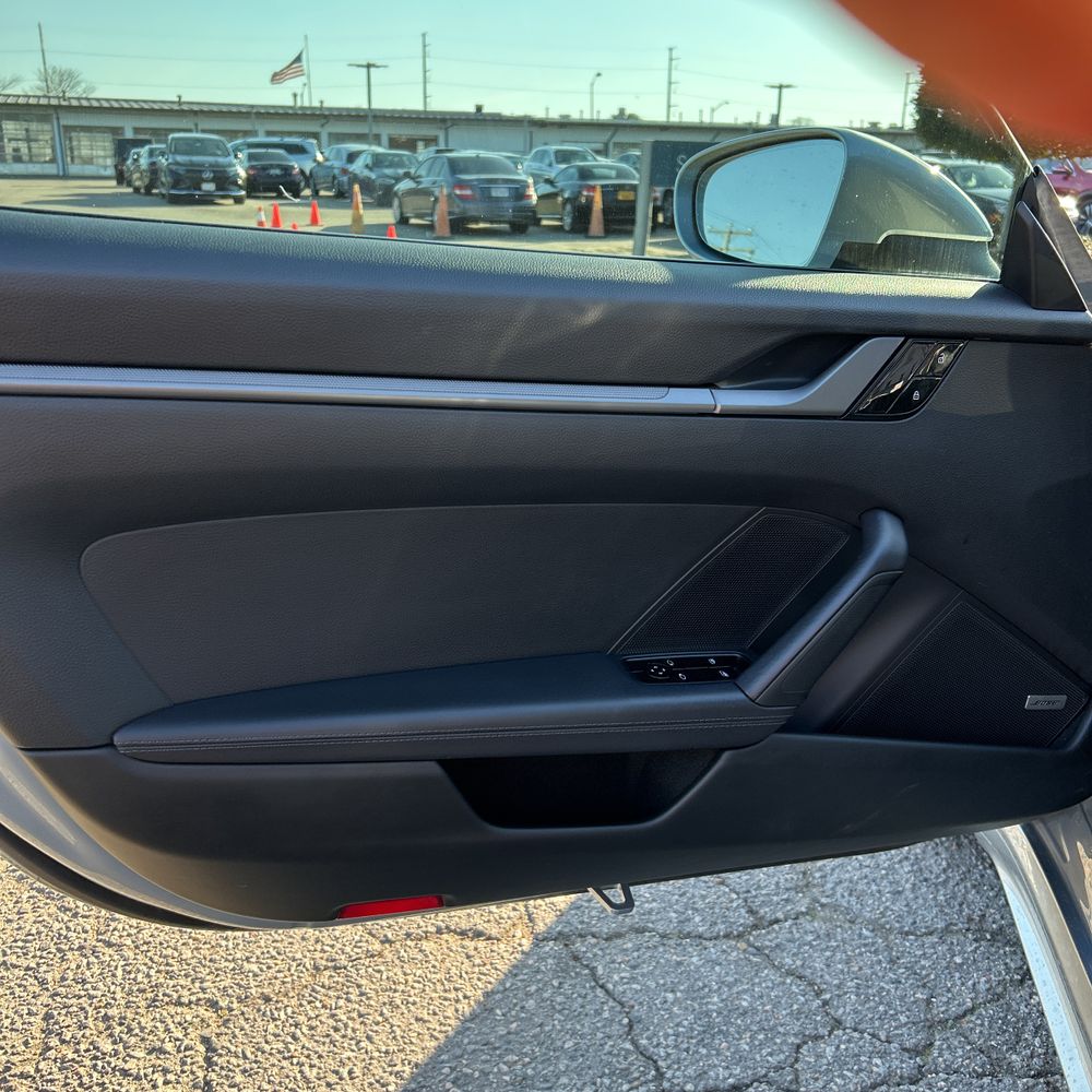 2021 Porsche 911 Carrera