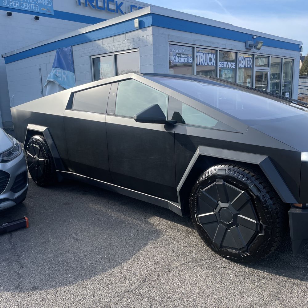 2024 Tesla Cybertruck CyberBeast