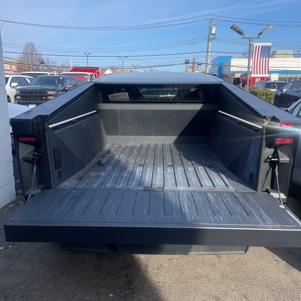 2024 Tesla Cybertruck CyberBeast