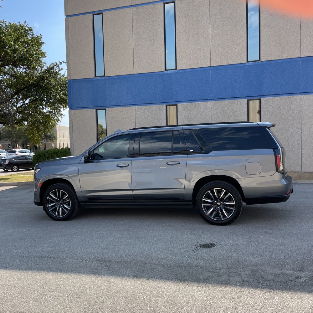 2022 Cadillac Escalade ESV Sport