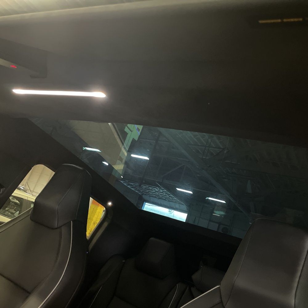 2024 Tesla Cybertruck Base