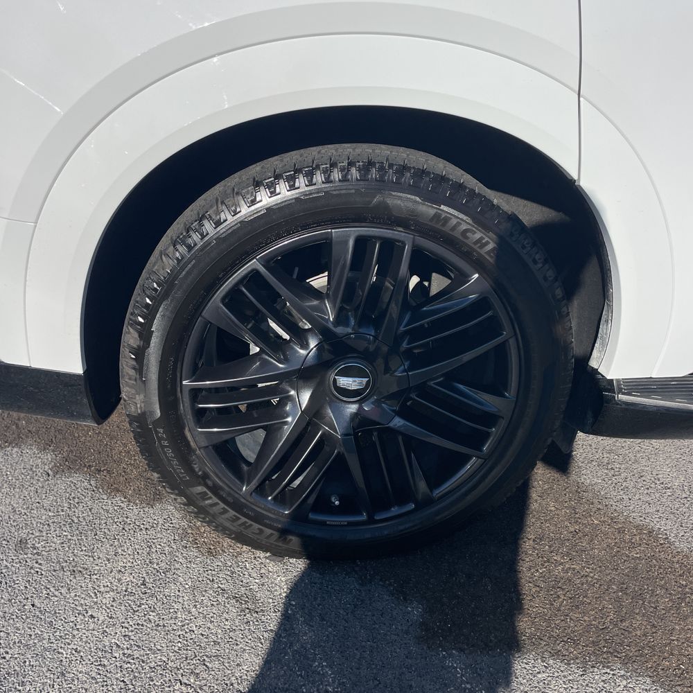 2025 Cadillac Escalade IQ Sport 1