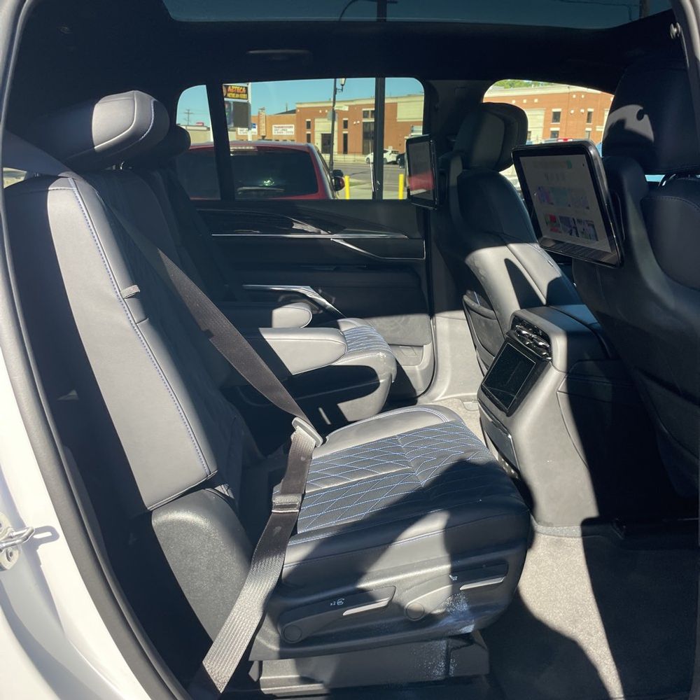 2025 Cadillac Escalade IQ Sport 1
