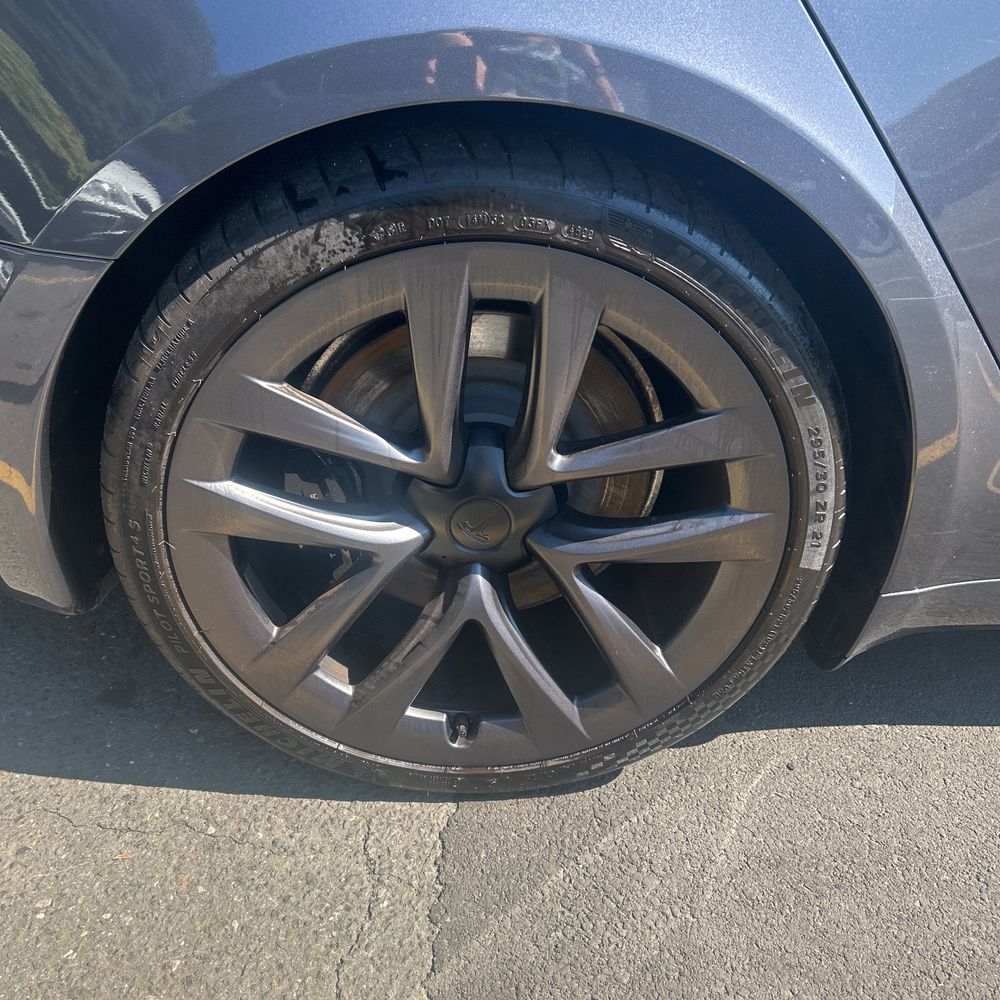 2021 Tesla Model S Plaid