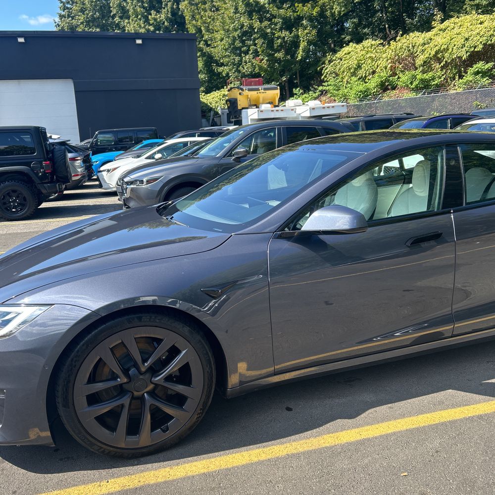 2021 Tesla Model S Plaid