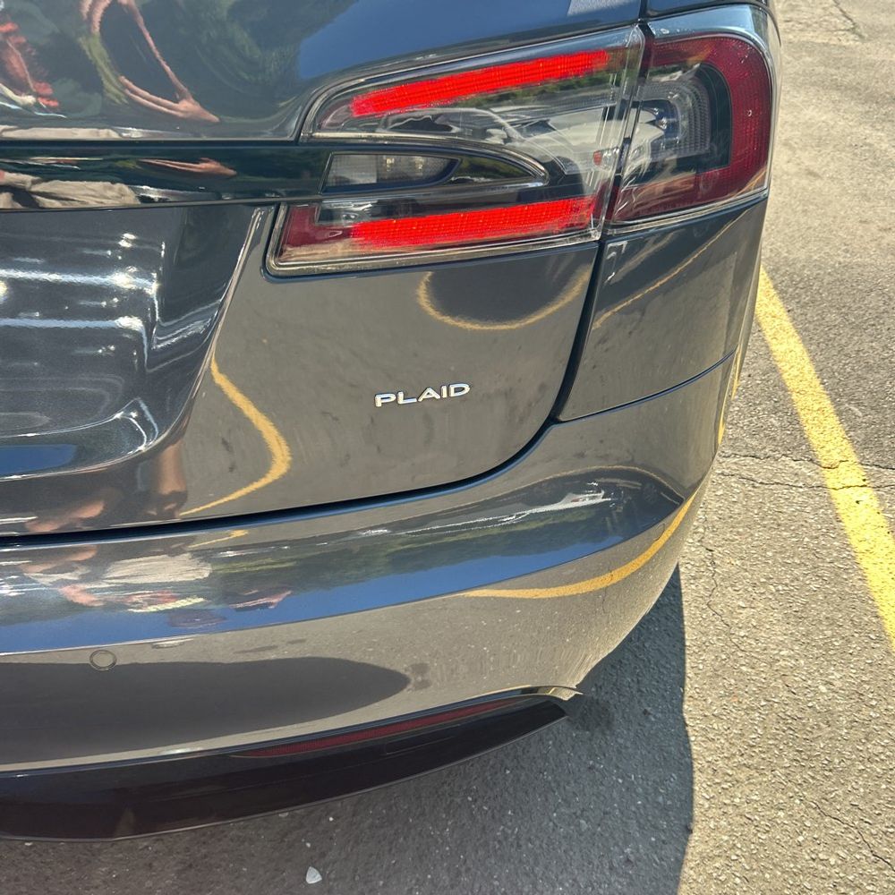 2021 Tesla Model S Plaid