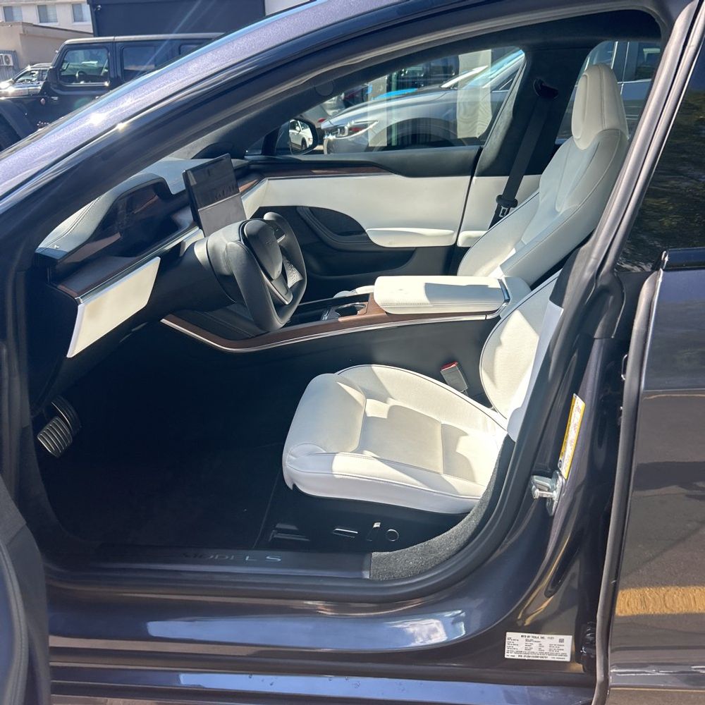 2021 Tesla Model S Plaid