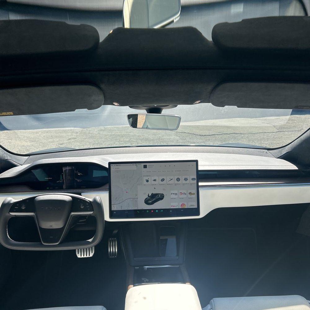 2021 Tesla Model S Plaid