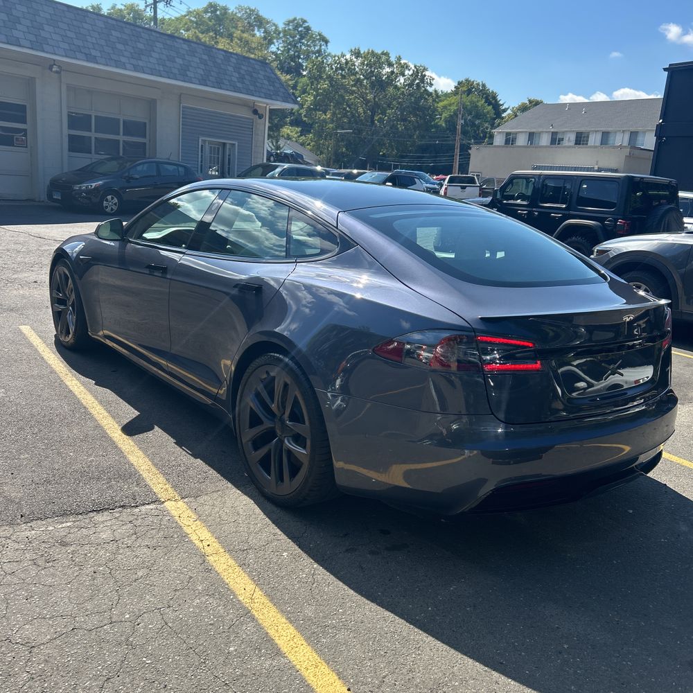 2021 Tesla Model S Plaid
