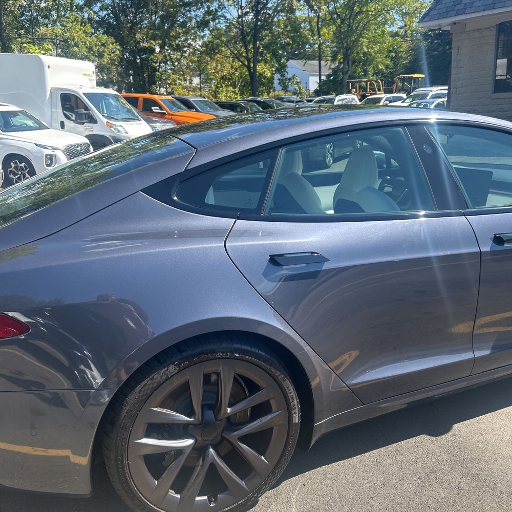 2021 Tesla Model S Plaid