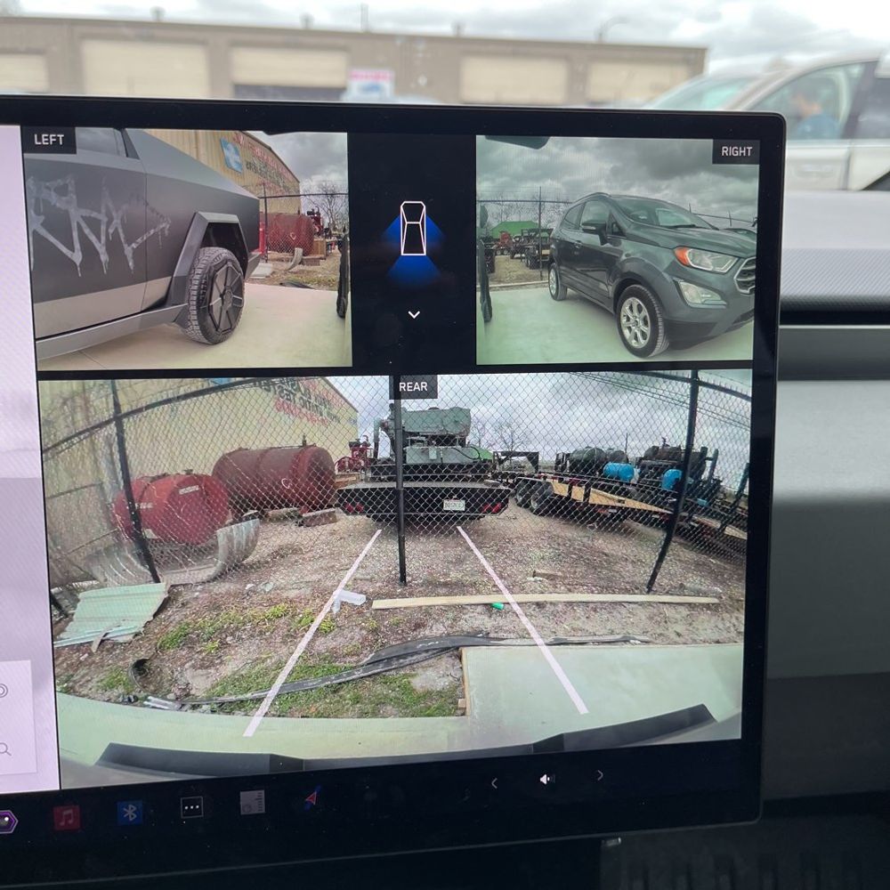 2024 Tesla Cybertruck Base