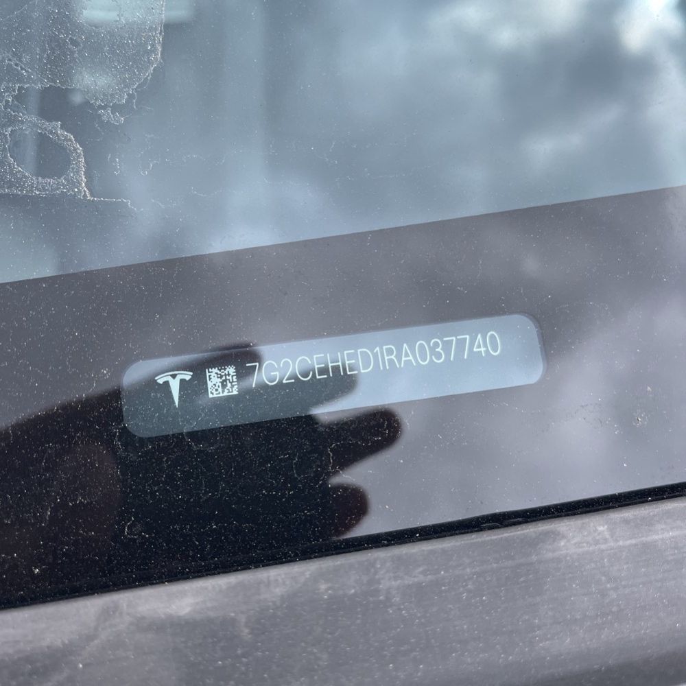 2024 Tesla Cybertruck Base
