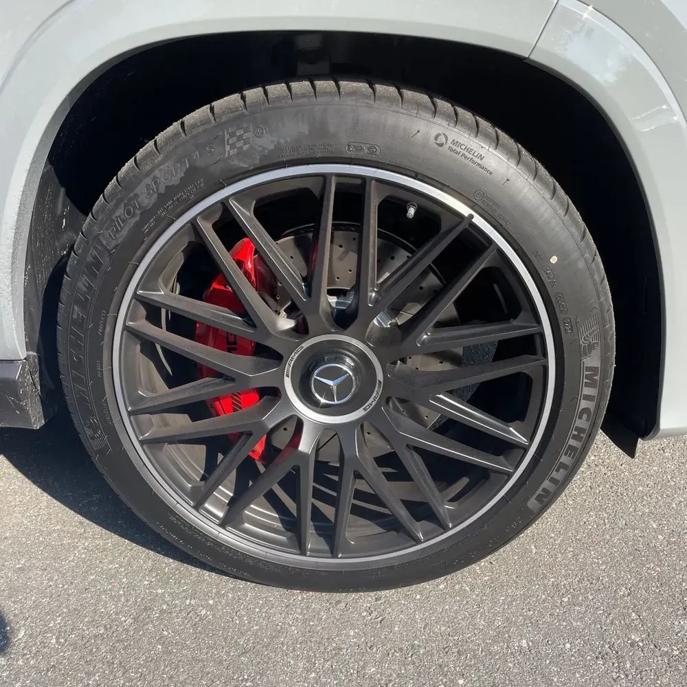 2025 Mercedes-Benz GLS AMG GLS 63