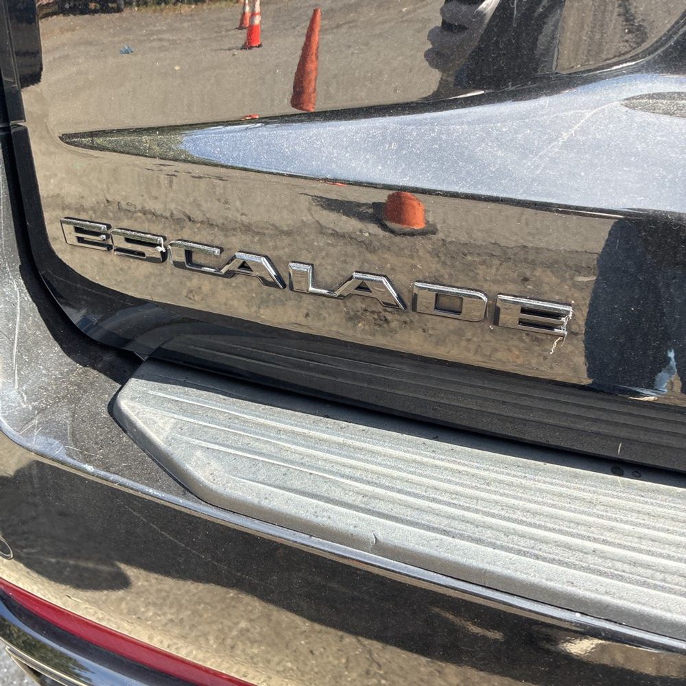 2021 Cadillac Escalade ESV Sport